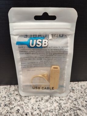 USB External Storage Memory Stick. 3.1 Flash Drive 1TB. Several in stock.